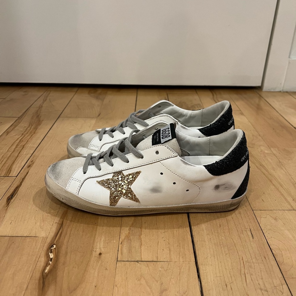 Golden Goose White Sneakers with Gold Star sz. 39